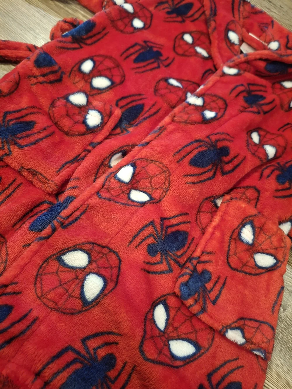 Marvel Red Spiderman Fleece Kids Robe with Hood and Belt